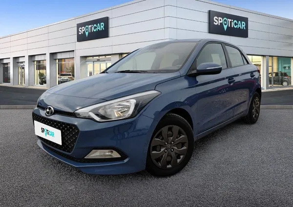 lesko Hyundai i20 cena 43800 przebieg: 79467, rok produkcji 2017 z Lesko